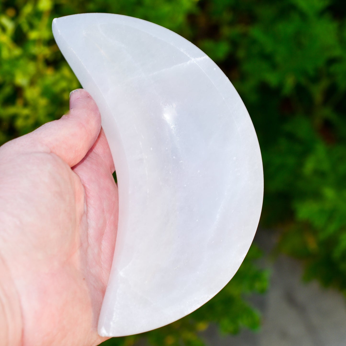NEW Selenite Moon Bowls - ZYTU