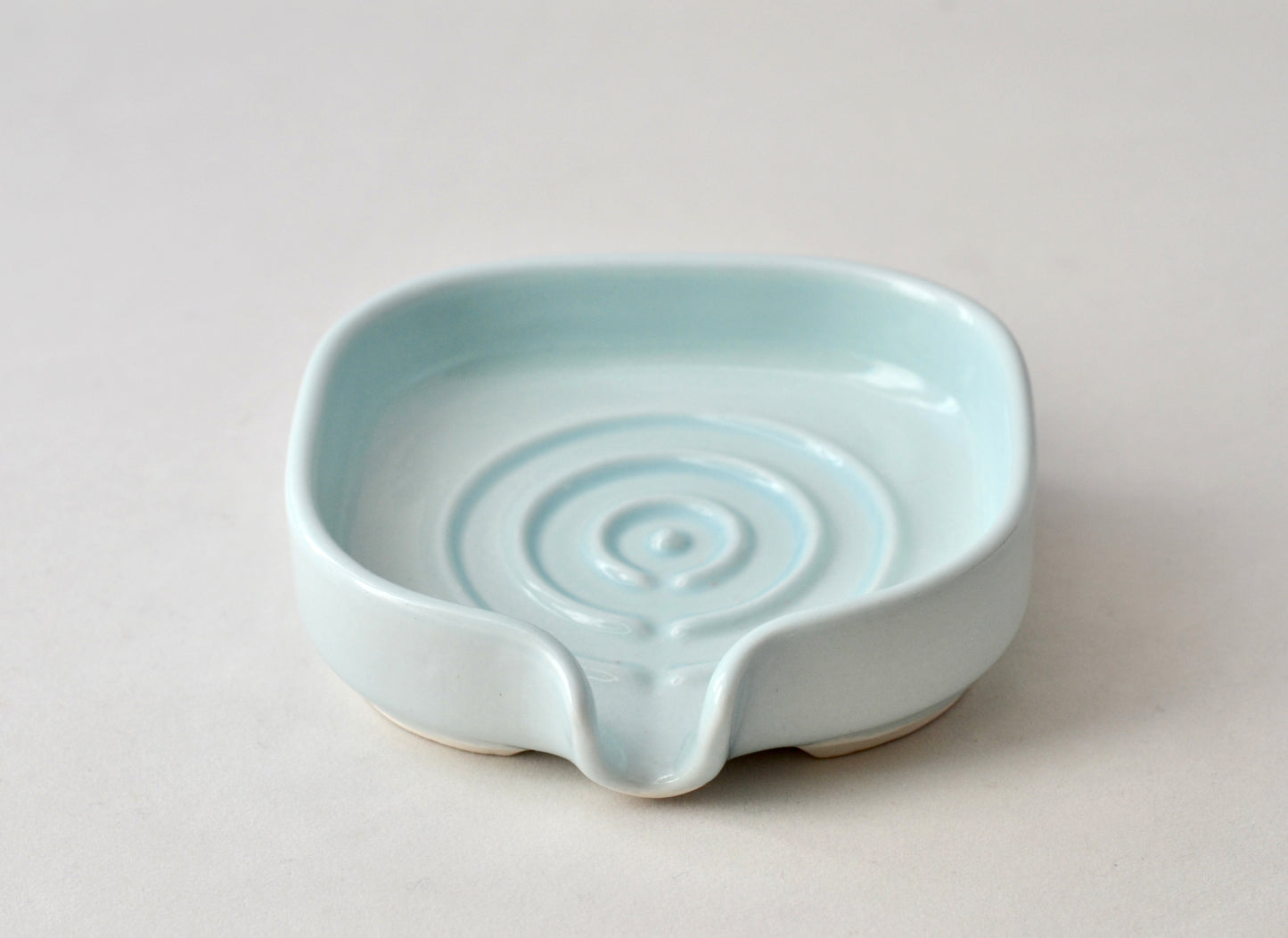 Self-Draining Porcelain Soap Dish - ZYTU