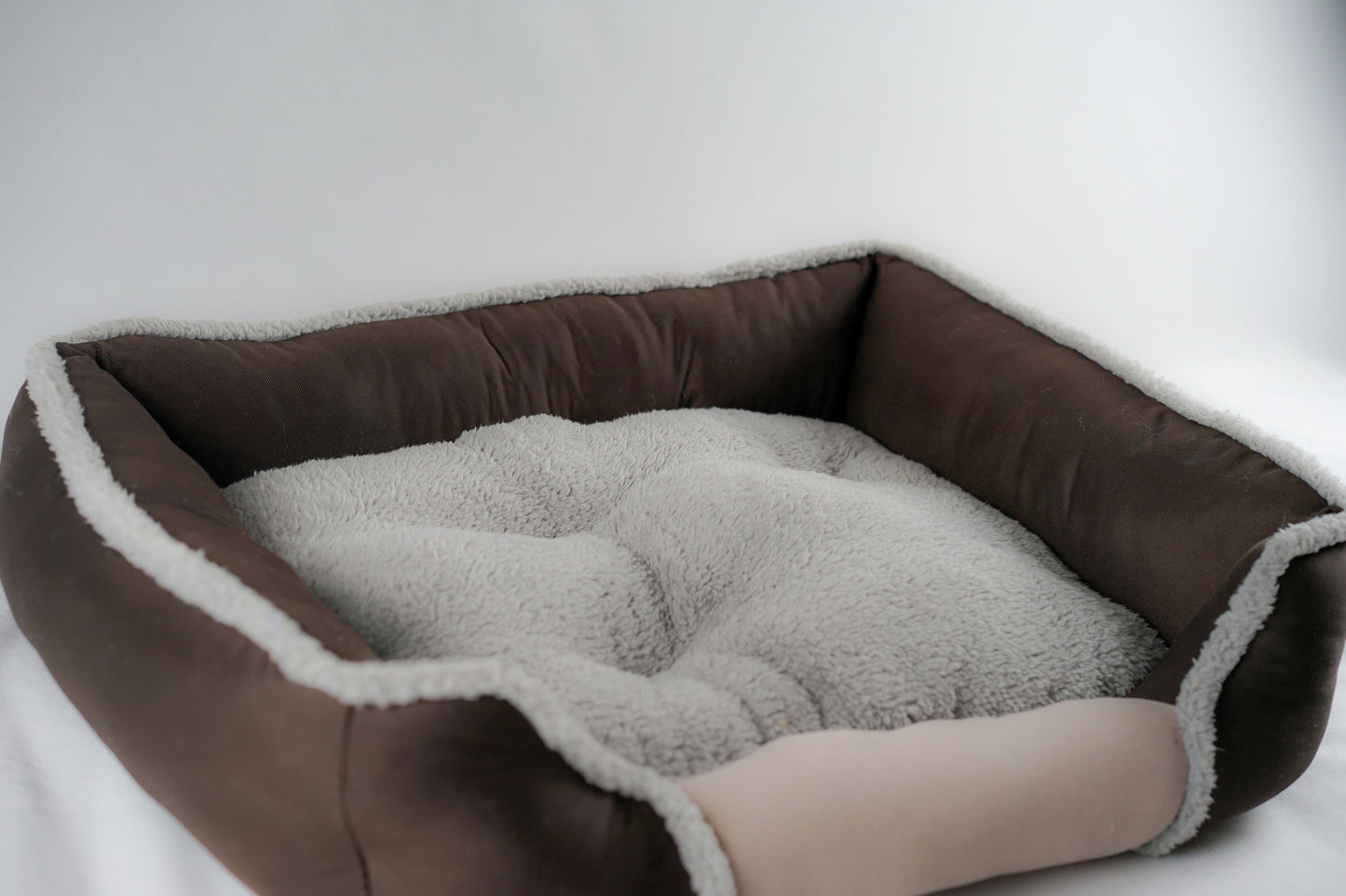 Soft Touch All Seasons 26'' Bed - ZYTU