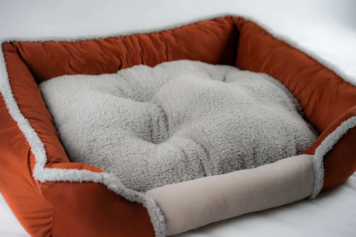 Soft Touch All Seasons 26'' Bed - ZYTU