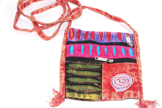 "Explore the World in Style with our Spiral Cross-Body Patchwork Passport Bag | Zytu"